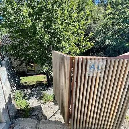 Casa Da Tintim Em Holiday home *