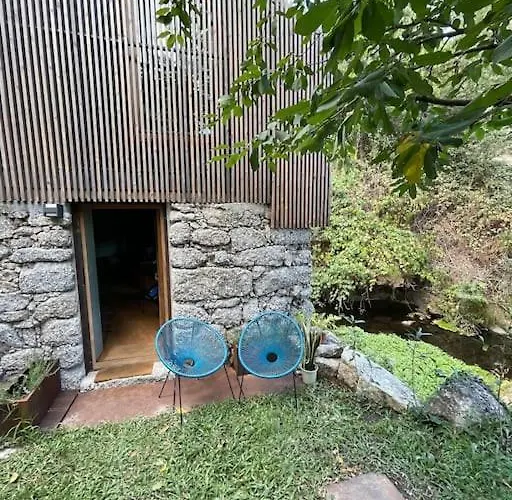 Semesterbostad Casa Da Tintim Em *